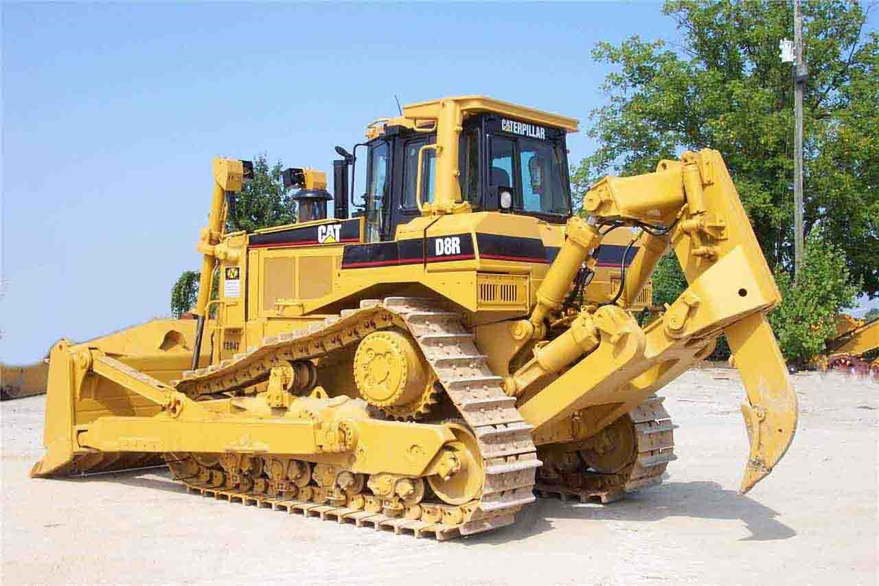 Bulldozer with ripper claw