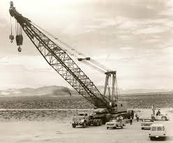 Vintage Manitowoc crane